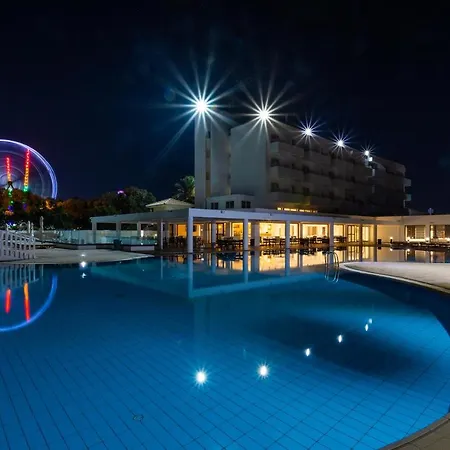 Hotel Piere - Anne Ajia Napa